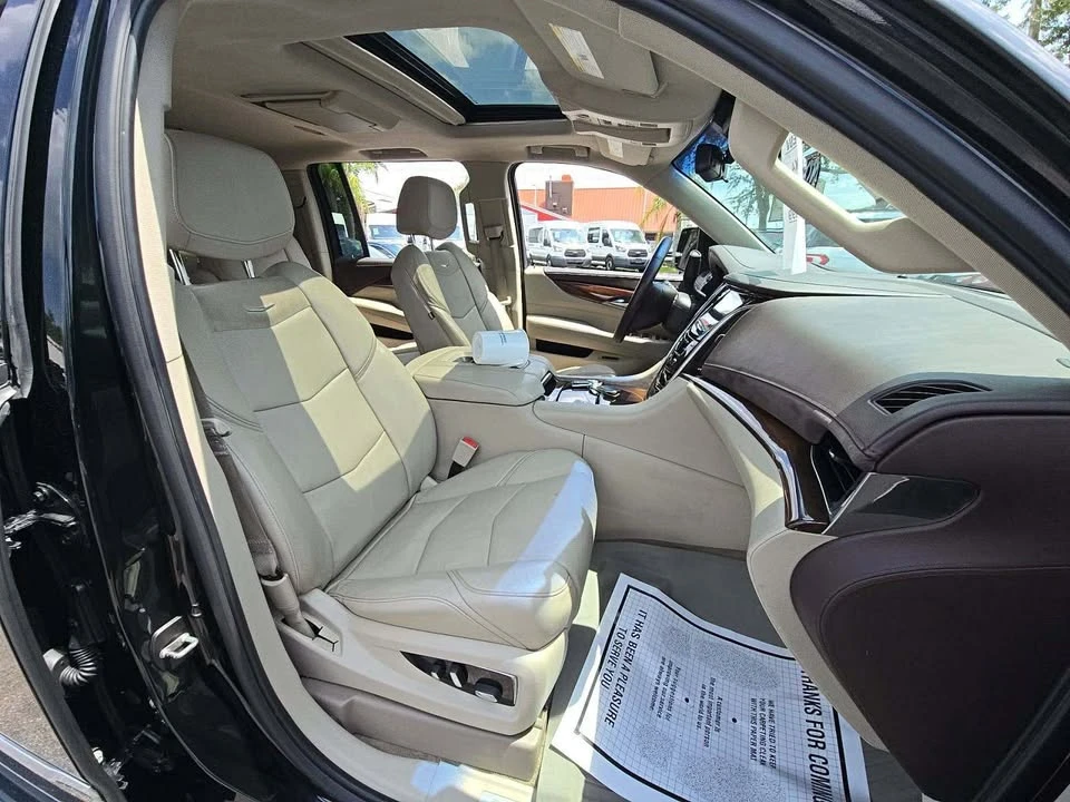 2017 Cadillac Escalade 4th Gen - Image 5 of 10