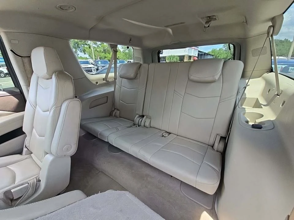 2017 Cadillac Escalade 4th Gen - Image 8 of 10