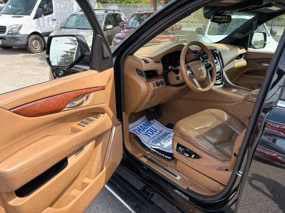 2017 Cadillac Escalade 4th Gen - Image 9 of 15