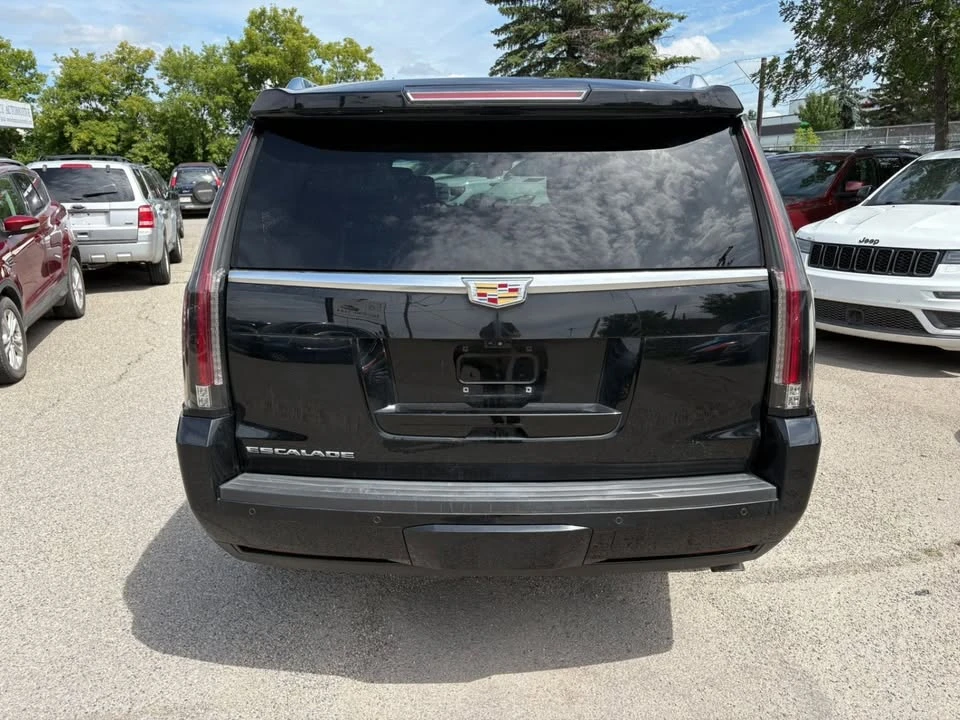 2017 Cadillac Escalade 4th Gen - Image 8 of 15