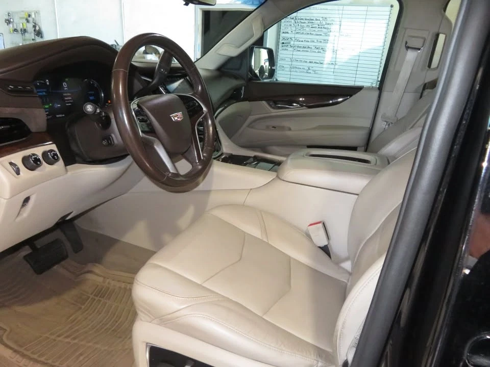 2017 Cadillac Escalade 4th Gen - Image 17 of 20