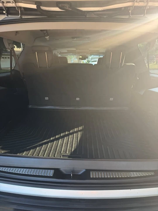 2017 Cadillac Escalade 4th Gen - Image 8 of 8