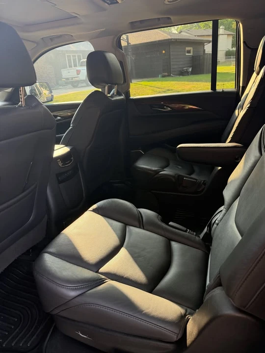 2017 Cadillac Escalade 4th Gen - Image 7 of 8