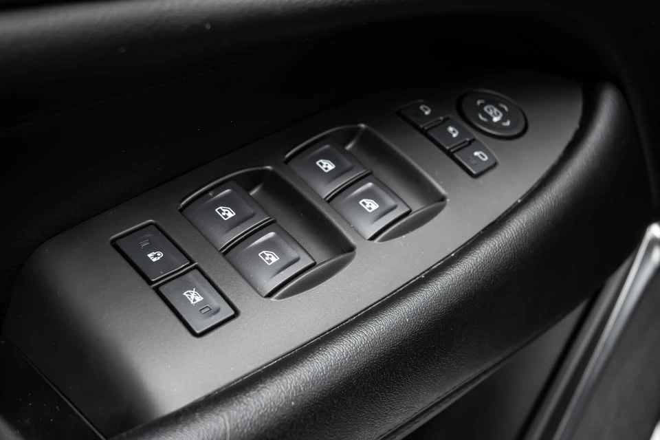 2017 Cadillac Escalade 4th Gen - Image 12 of 20