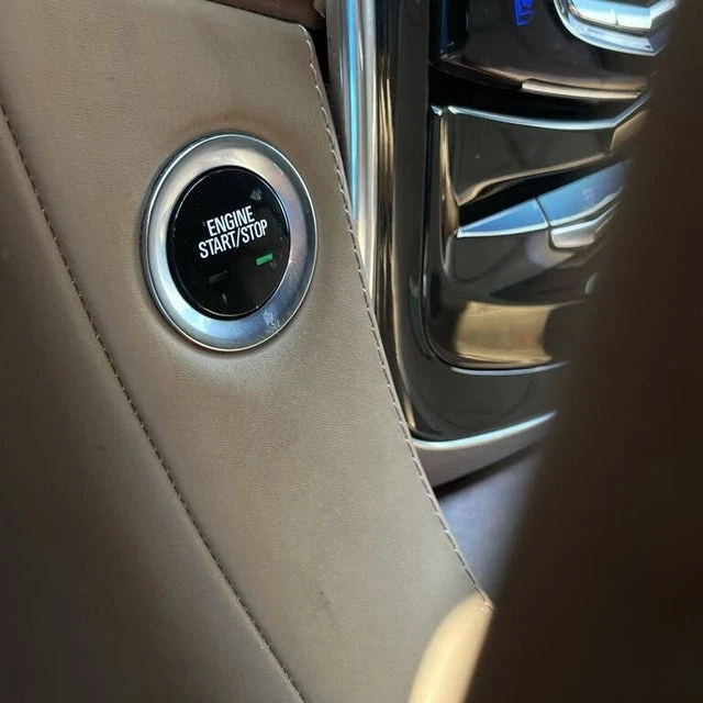 2017 Cadillac Escalade 4th Gen - Image 15 of 20