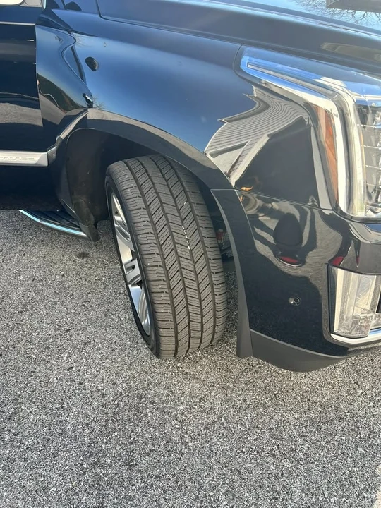 2017 Cadillac Escalade 4th Gen - Image 13 of 14