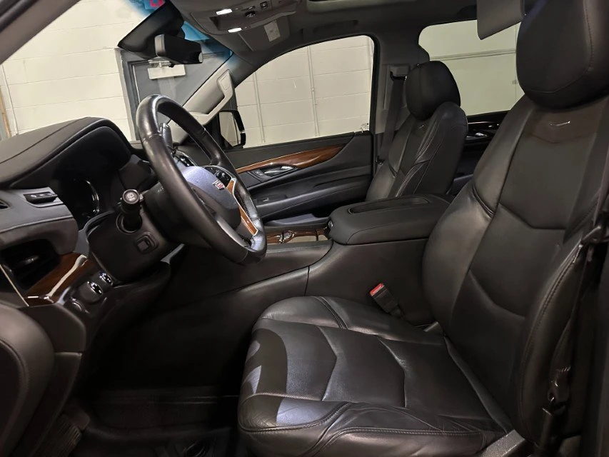 2017 Cadillac Escalade 4th Gen - Image 10 of 17