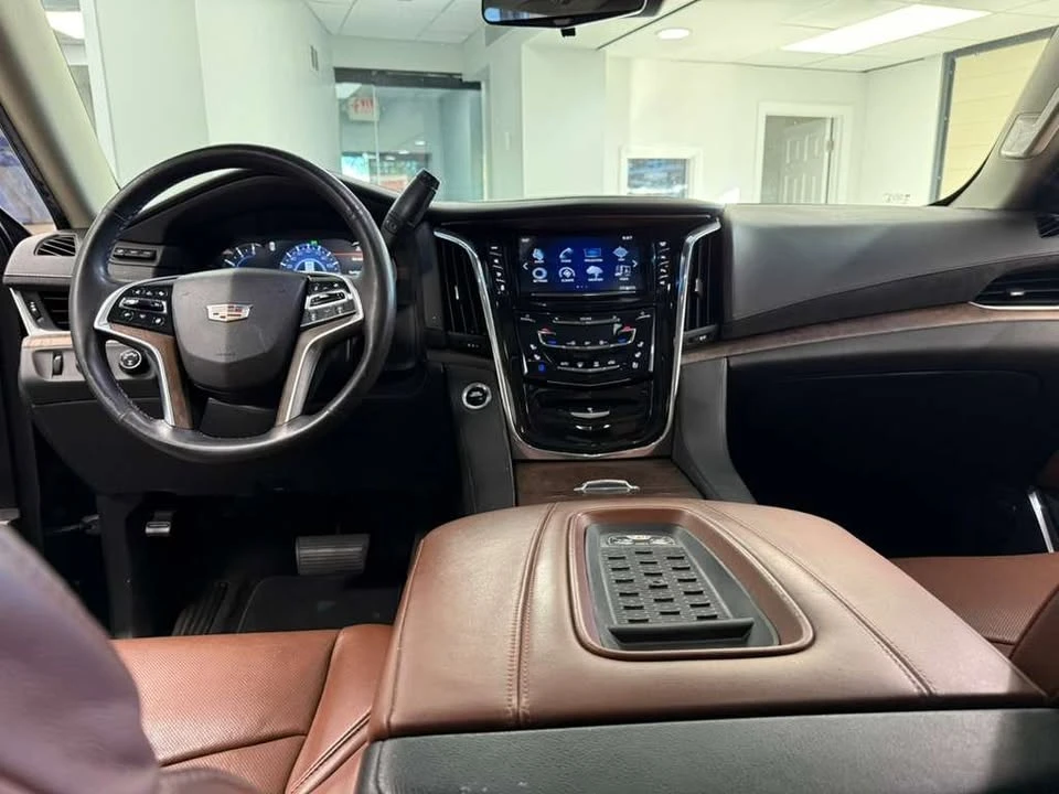 2017 Cadillac Escalade 4th Gen - Image 11 of 12