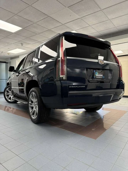 2017 Cadillac Escalade 4th Gen - Image 4 of 12