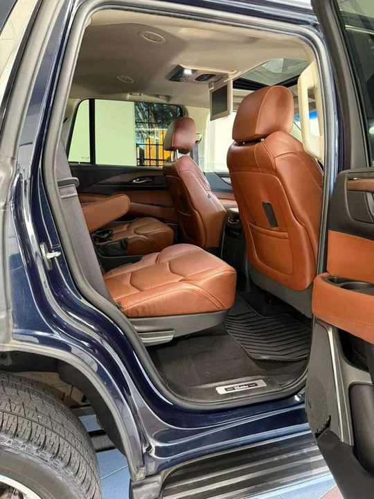 2017 Cadillac Escalade 4th Gen - Image 8 of 12