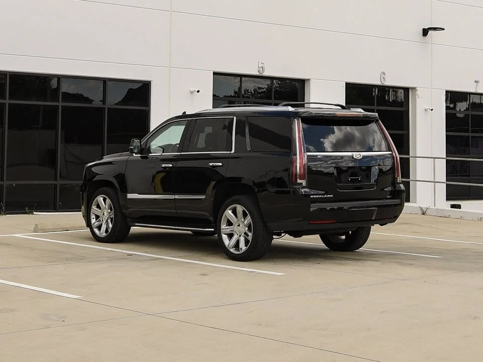 2017 Cadillac Escalade 4th Gen - Image 9 of 18