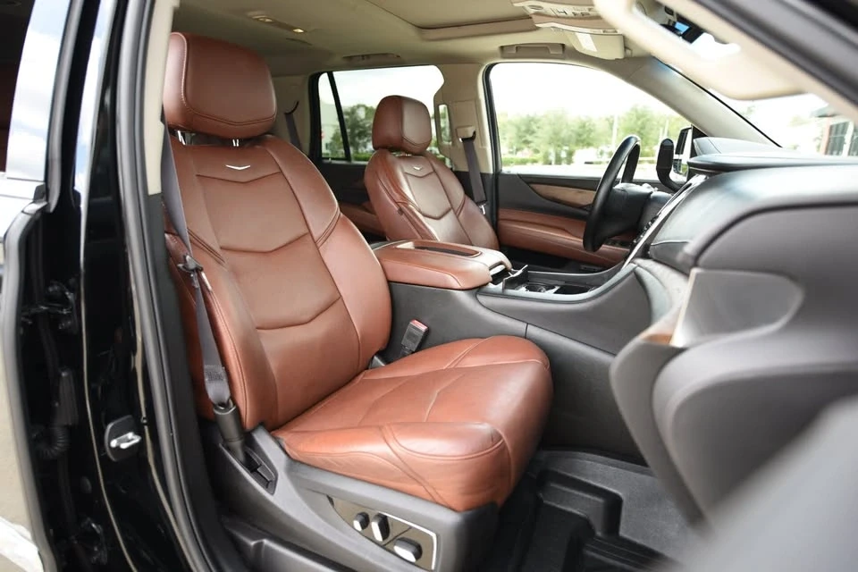 2017 Cadillac Escalade 4th Gen - Image 15 of 18