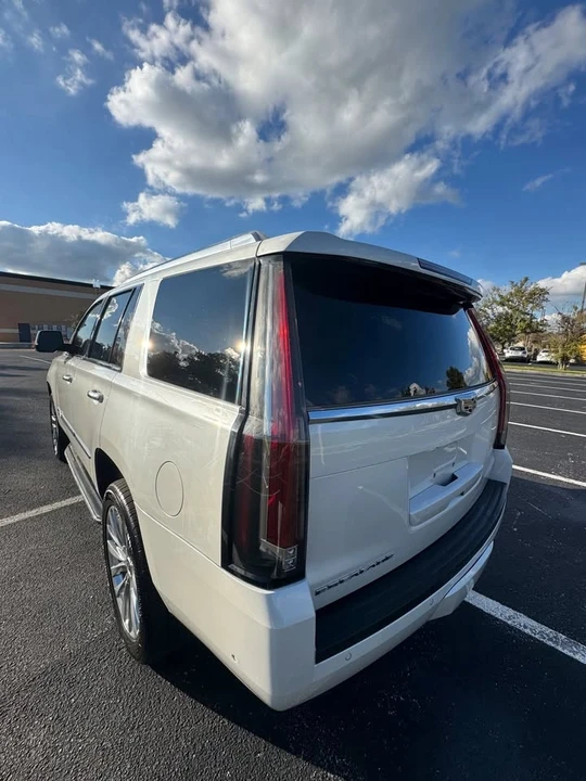 2017 Cadillac Escalade 4th Gen - Image 10 of 11