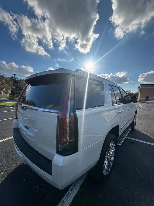 2017 Cadillac Escalade 4th Gen - Image 9 of 11