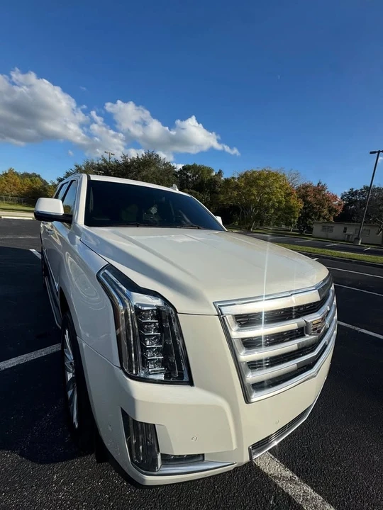 2017 Cadillac Escalade 4th Gen - Image 8 of 11