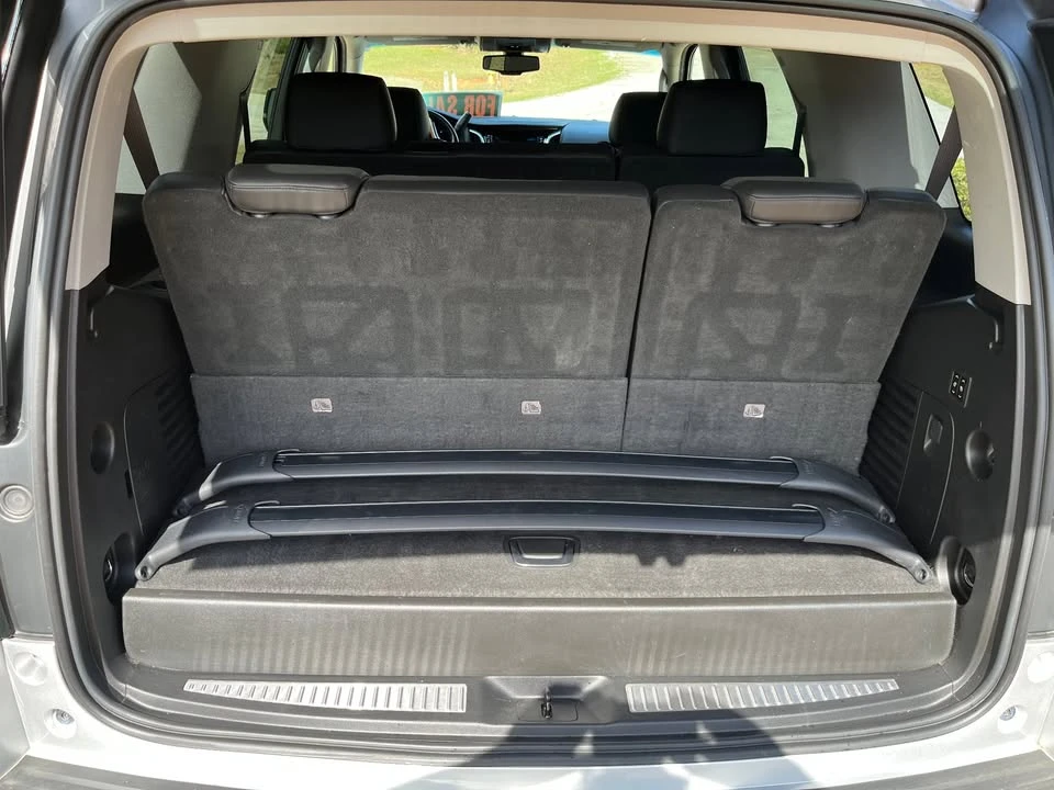 2017 Cadillac Escalade 4th Gen - Image 18 of 20