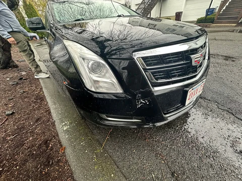 2017 Cadillac STS - Image 4 of 10