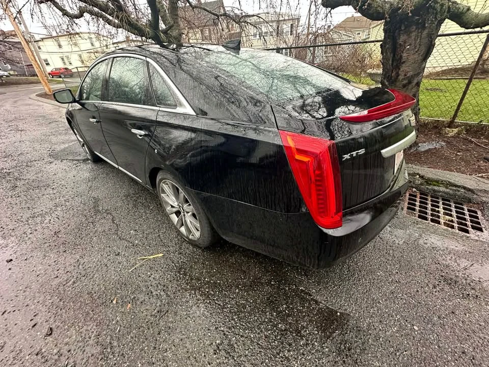 2017 Cadillac STS - Image 2 of 10