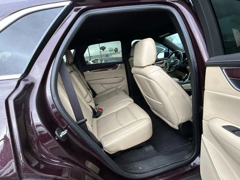 2017 Cadillac XT5 - Image 12 of 13