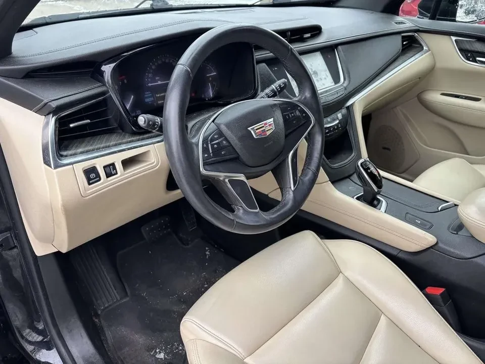 2017 Cadillac XT5 - Image 11 of 20