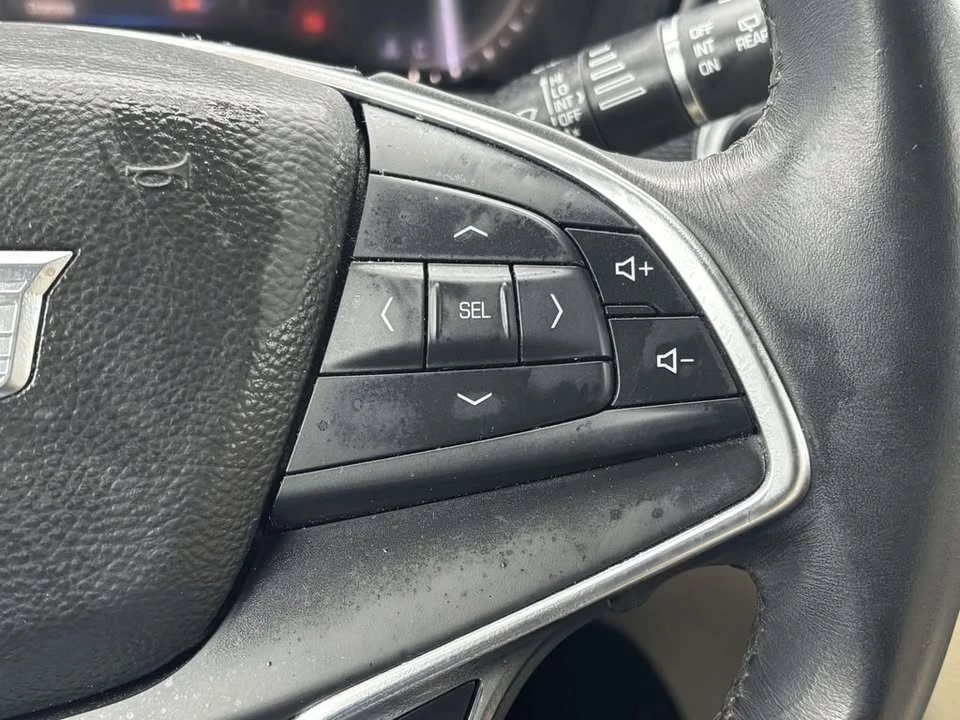 2017 Cadillac XT5 - Image 17 of 20