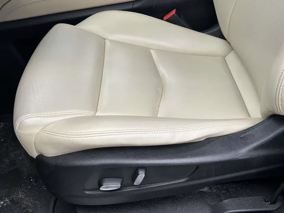 2017 Cadillac XT5 - Image 9 of 20