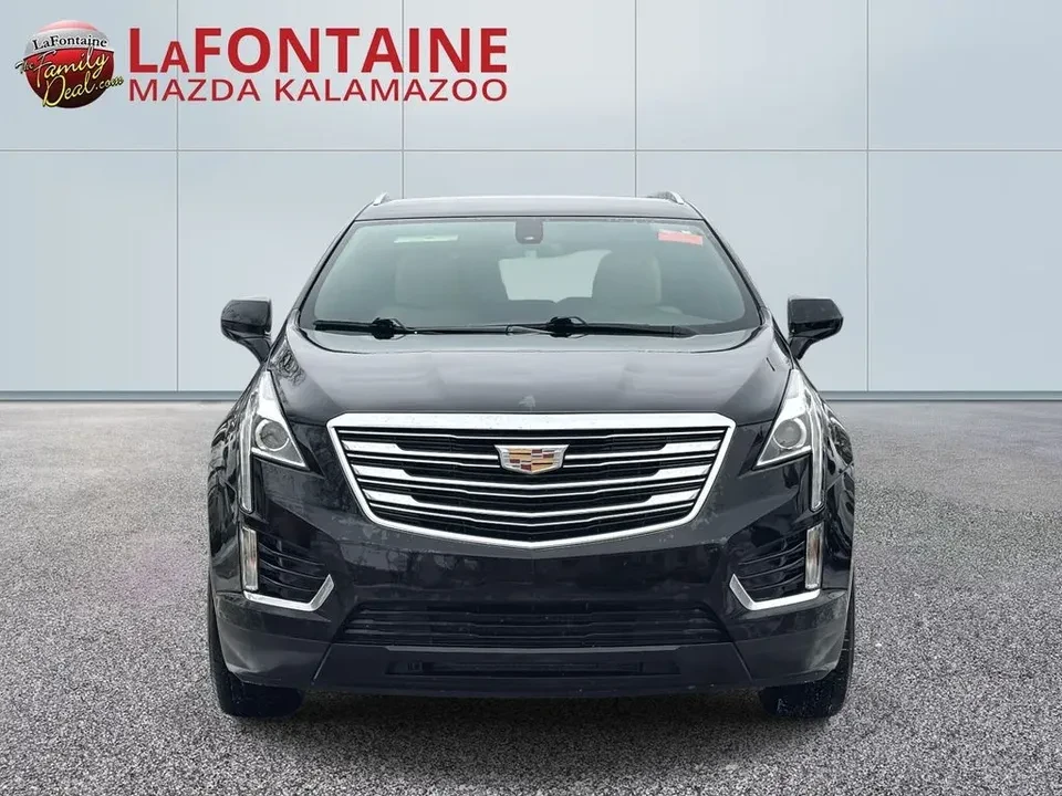 2017 Cadillac XT5 - Image 2 of 20