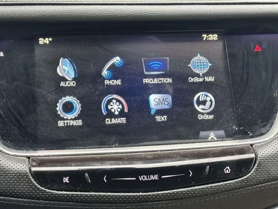 2017 Cadillac XT5 - Image 19 of 20