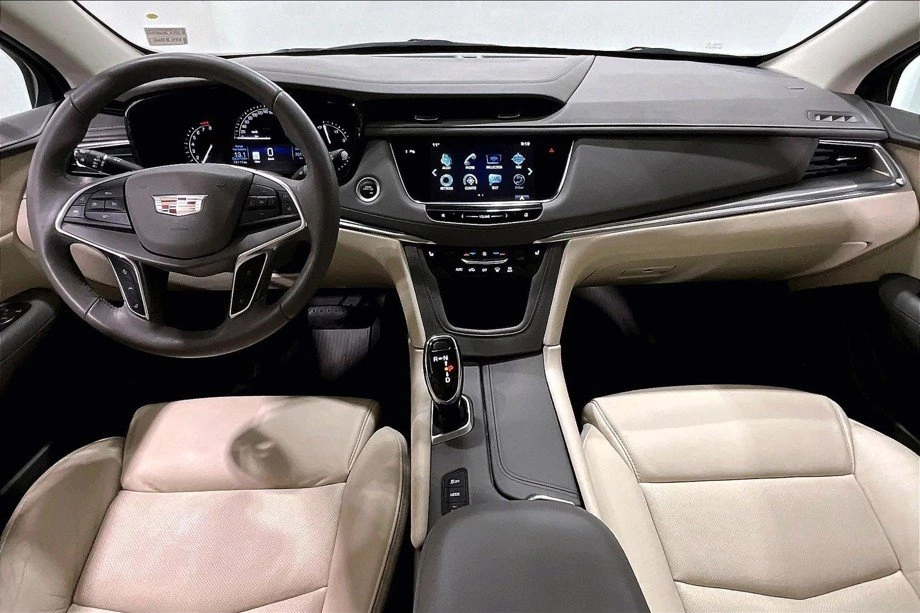 2017 Cadillac XT5 - Image 10 of 10