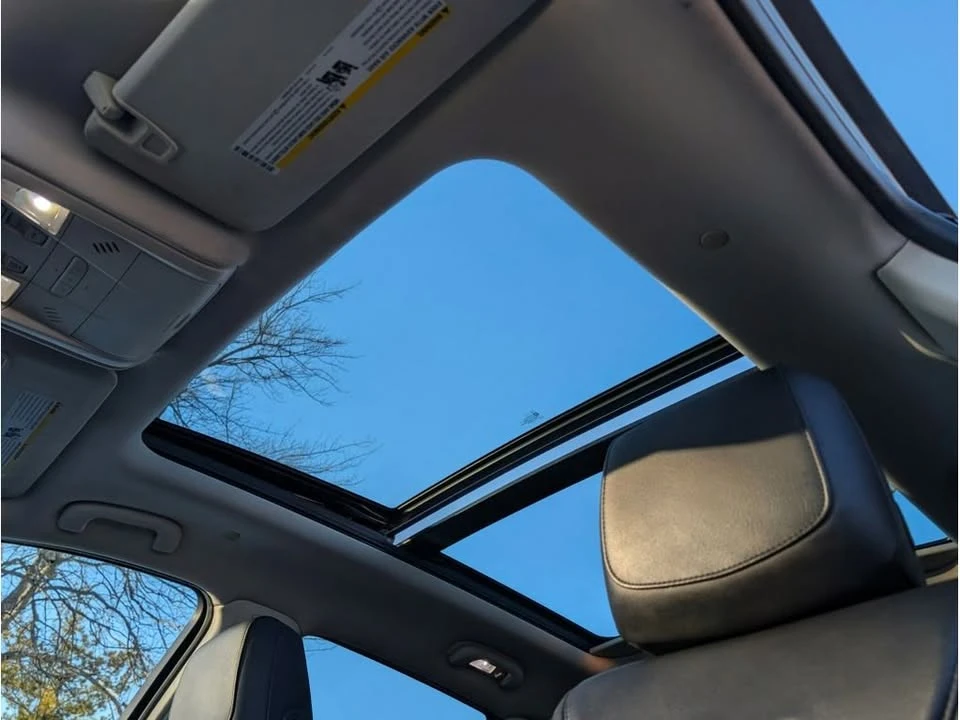 2017 Cadillac XT5 - Image 15 of 19