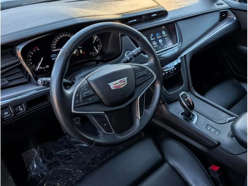 2017 Cadillac XT5 - Image 16 of 19