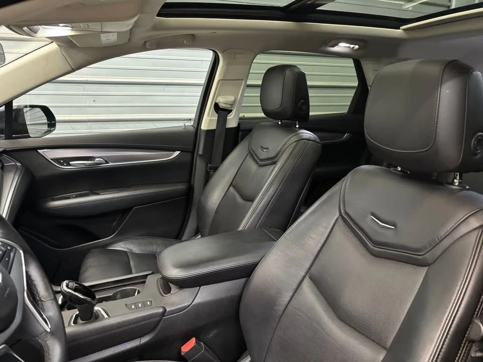 2017 Cadillac XT5 - Image 9 of 20