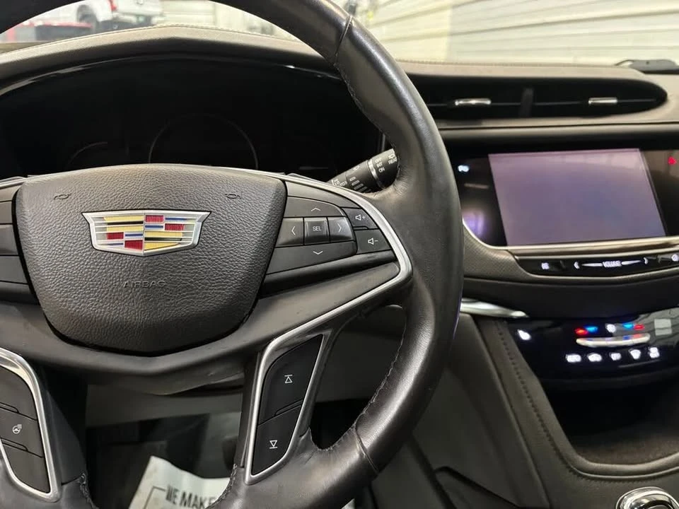 2017 Cadillac XT5 - Image 17 of 20