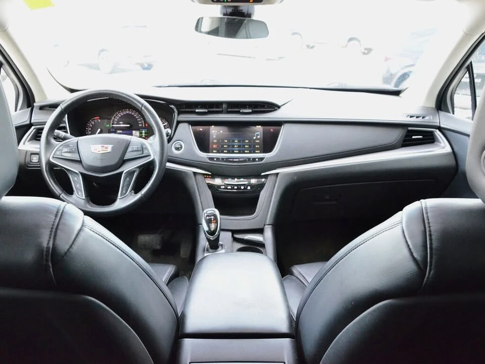 2017 Cadillac XT5 - Image 15 of 18