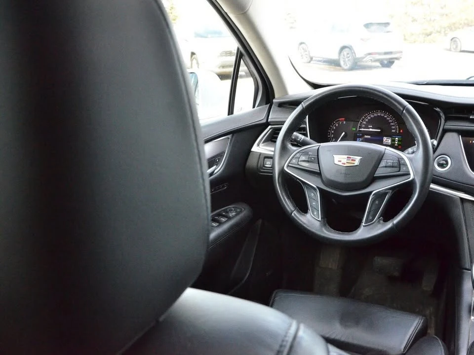 2017 Cadillac XT5 - Image 11 of 18
