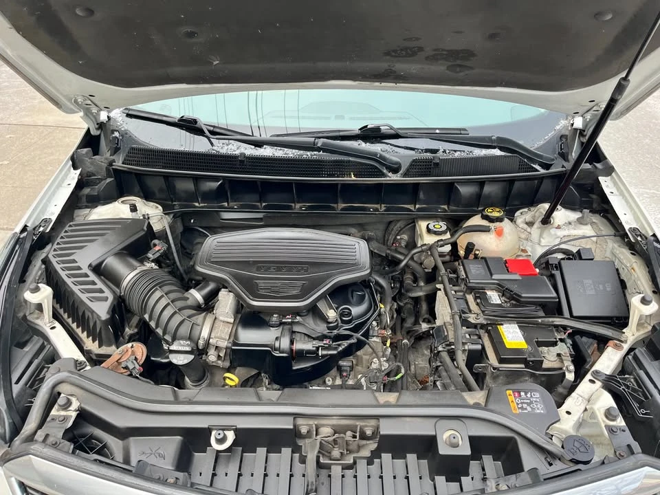 2017 Cadillac XT5 - Image 17 of 18