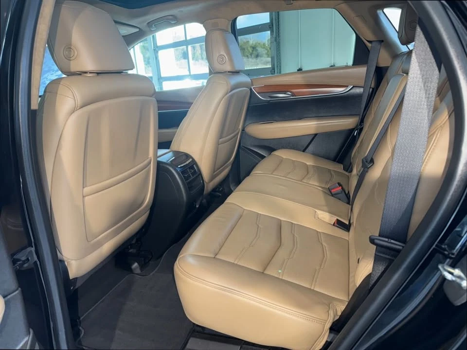 2017 Cadillac XT5 - Image 10 of 12