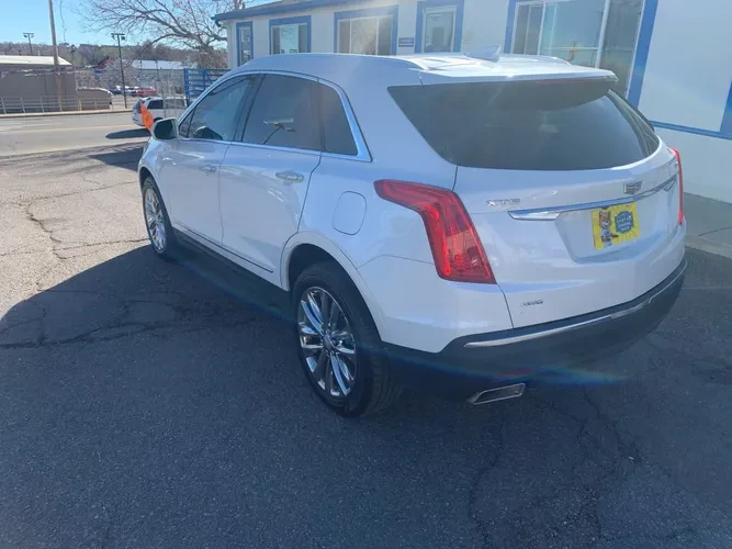 2017 Cadillac XT5 - Image 4 of 7