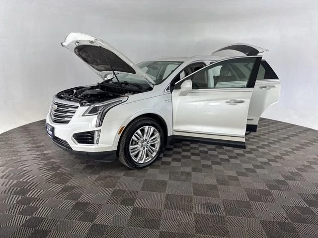 2017 Cadillac XT5 - Image 10 of 20