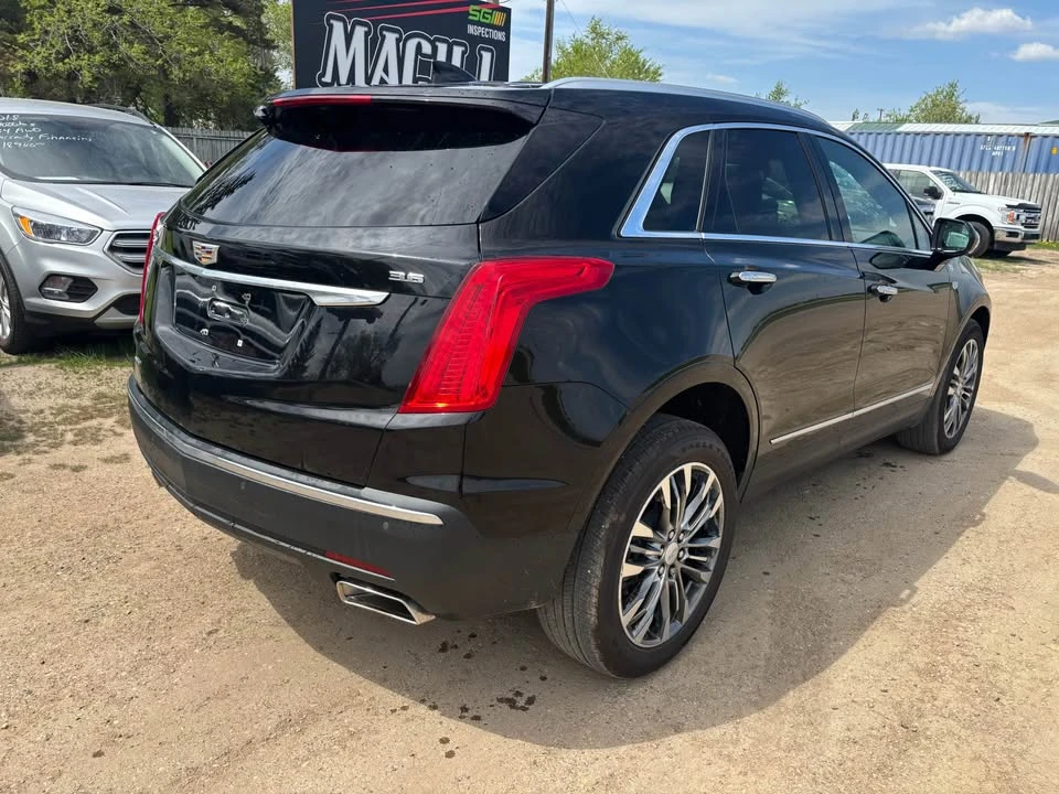 2017 Cadillac XT5 - Image 2 of 12