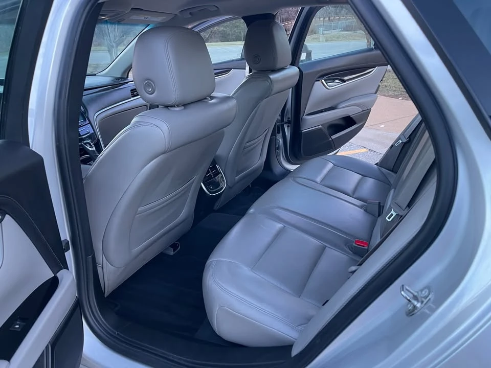 2017 Cadillac XTS - Image 10 of 19