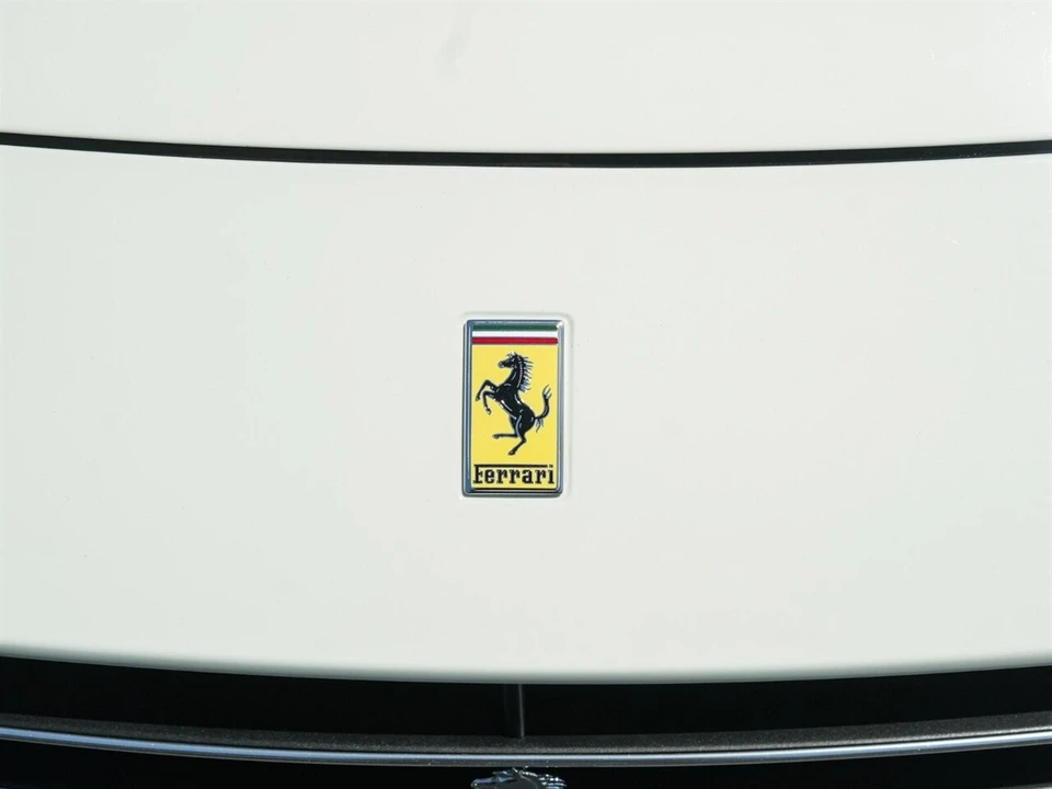 2017 Ferrari California T - Image 3 of 4