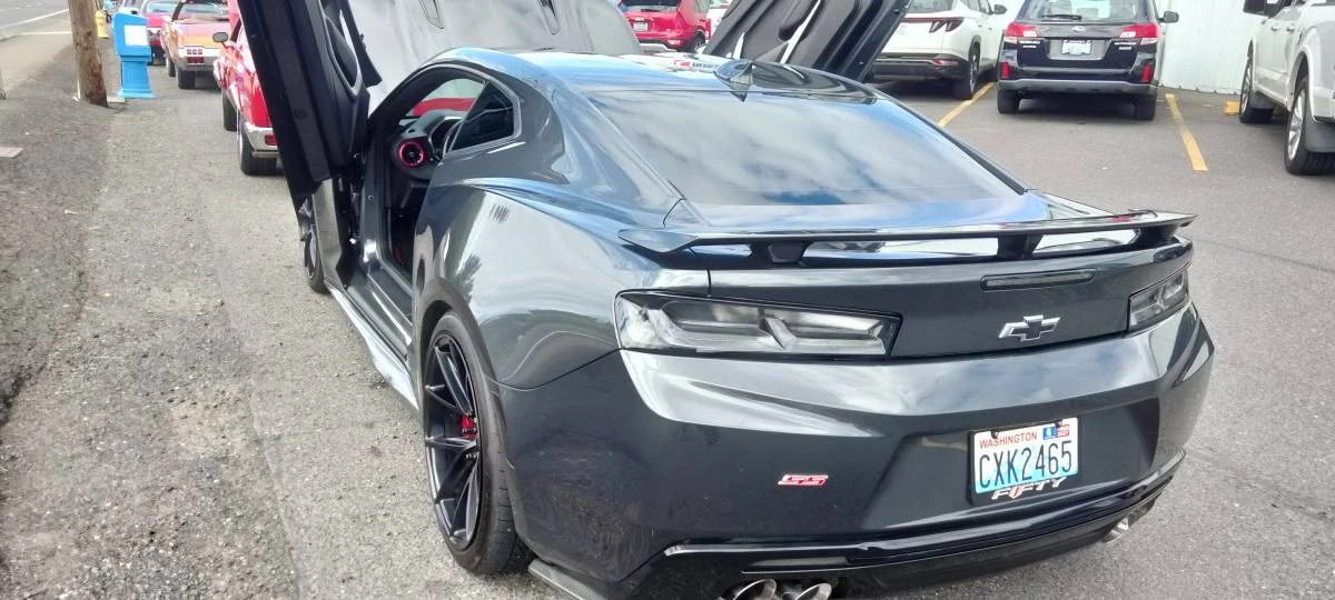 2017 Chevrolet Camaro SS 6th Gen - Image 2 of 5