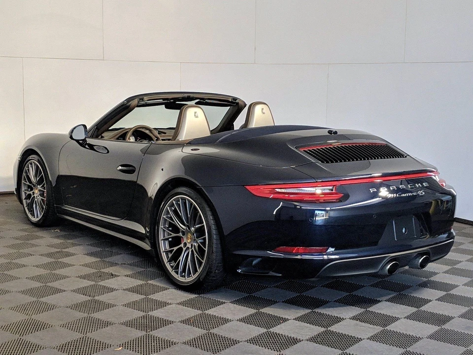 2017 Porsche 991 Carrera 4S - Image 8 of 29
