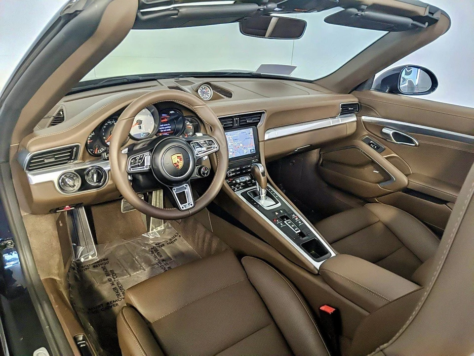 2017 Porsche 991 Carrera 4S - Image 11 of 29