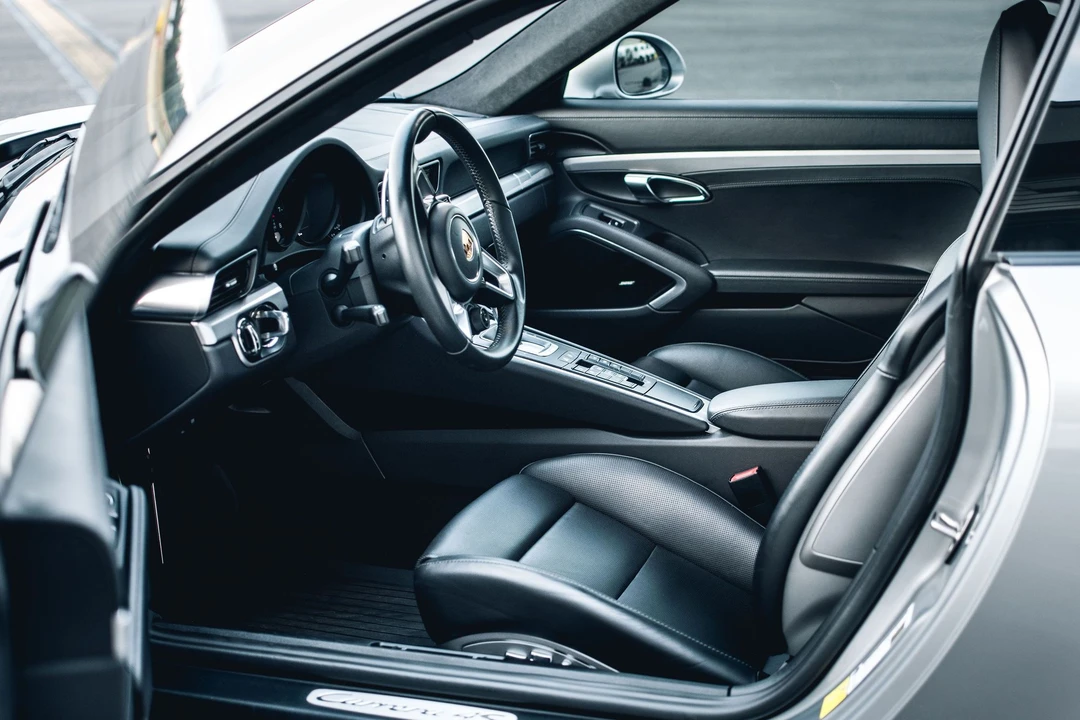 2017 Porsche 991 Carrera 4S - Image 22 of 30