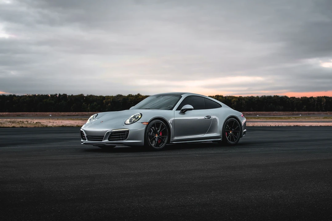 2017 Porsche 991 Carrera 4S - Image 26 of 30