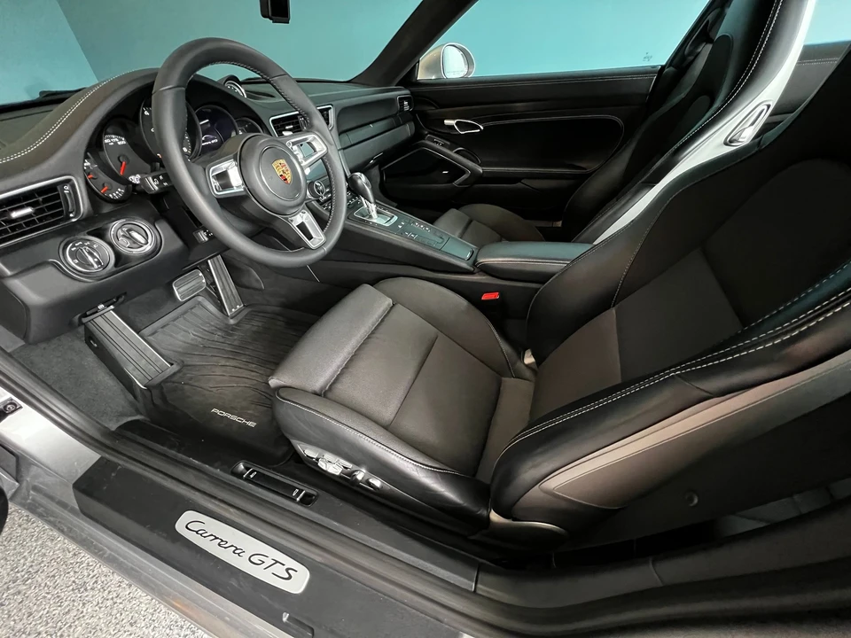 2017 Porsche 991 Carrera GTS - Image 2 of 15