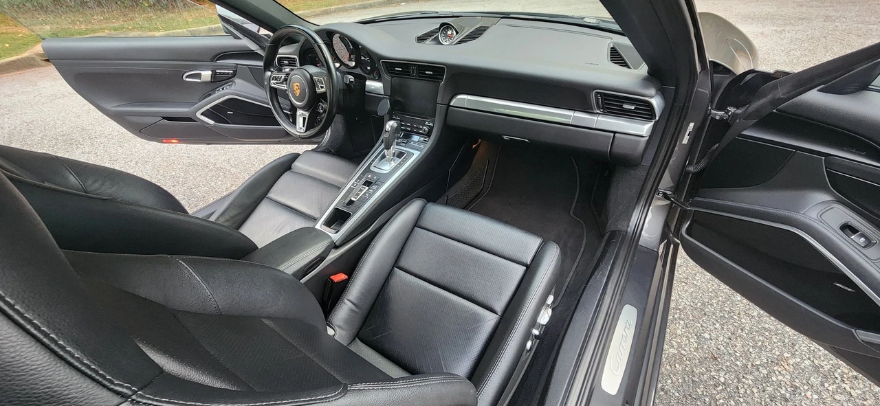 2017 Porsche 991 Carrera - Image 12 of 19