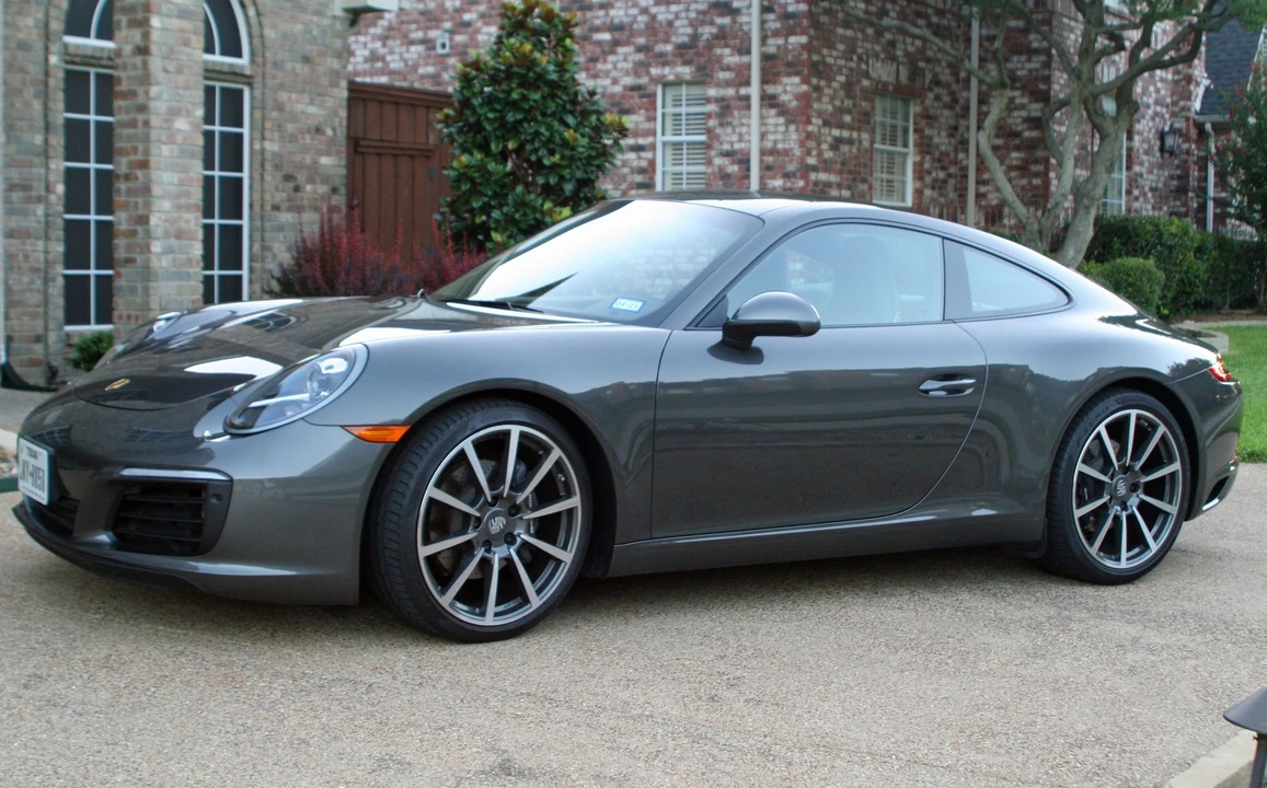 2017 Porsche 991 Carrera - Image 4 of 4